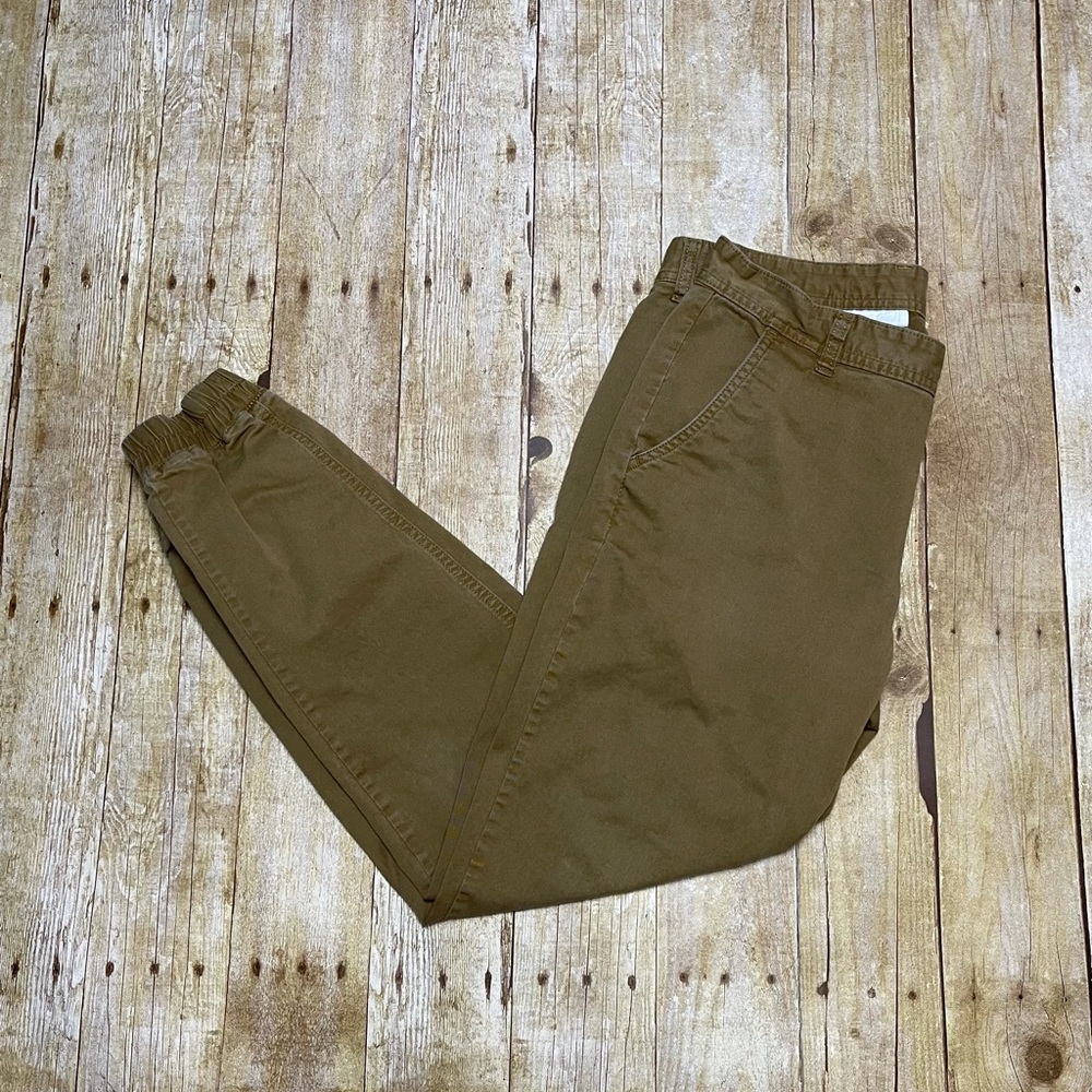 ‎Joggers